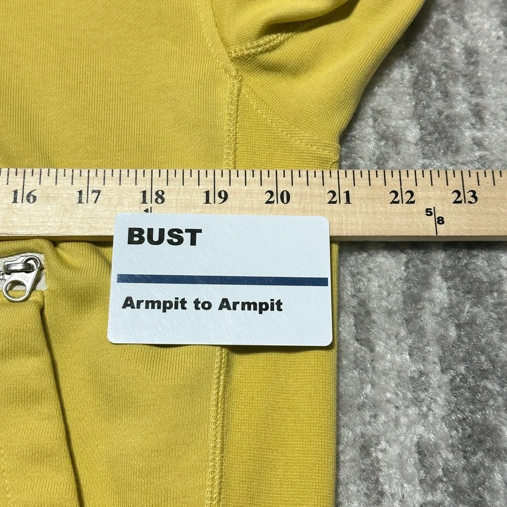 Nike Standard Issue Hoodie Mens Small Yellow Excellent Dri-FIT CV0864-700